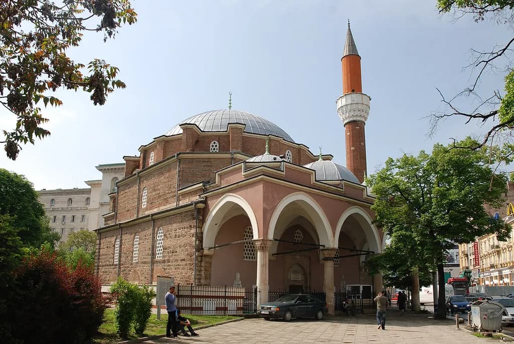 Banya Bashi Mosque — 1/1