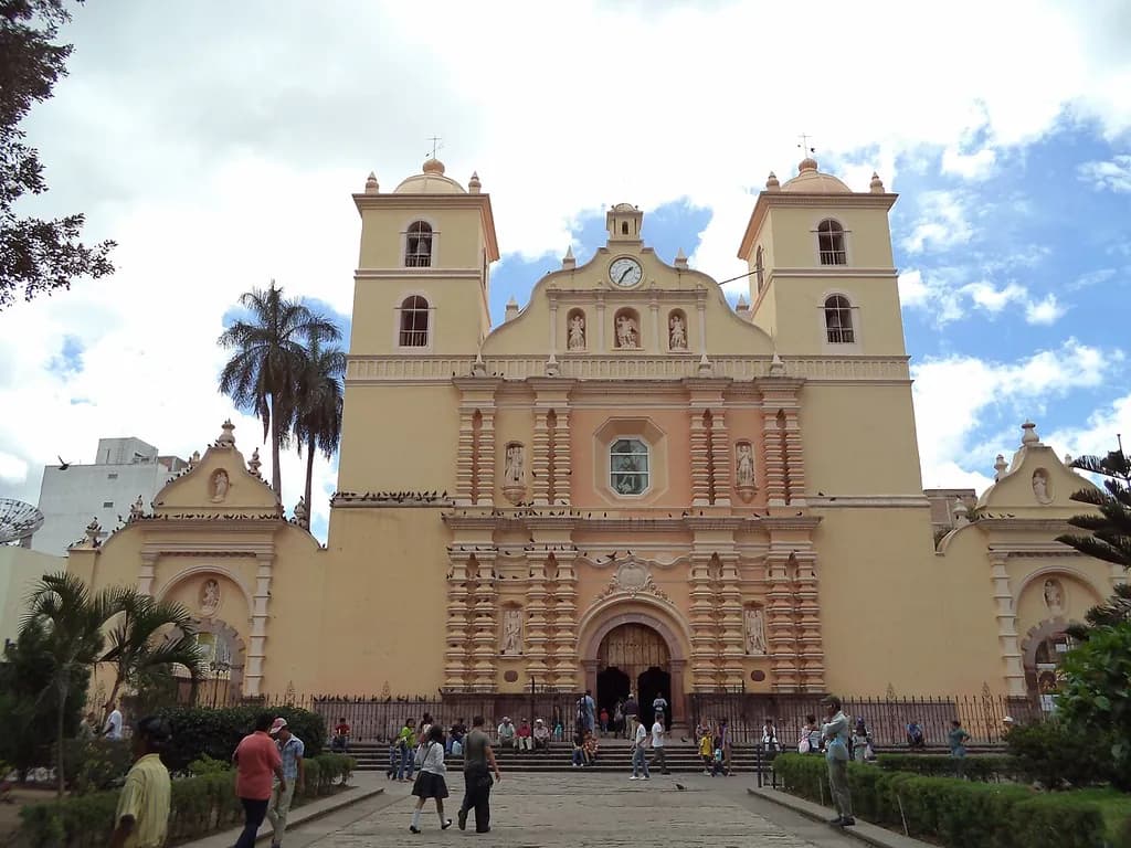 St. Michael the Archangel Cathedral, Tegucigalpa — 1/1