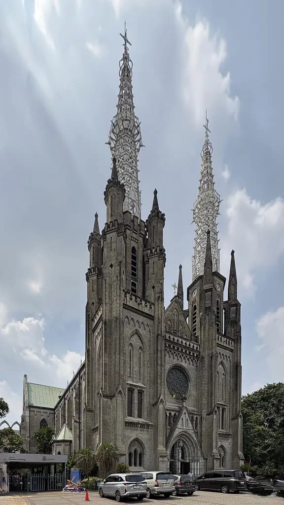 Jakarta Cathedral — 1/1