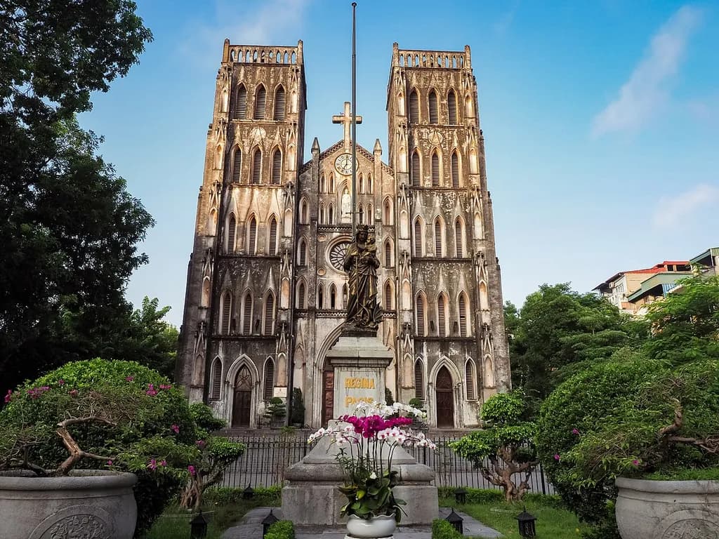 Saint Joseph Cathedral — 1/1